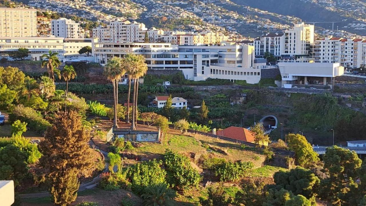 Magnolia Apartment Luxury Apt Great Views Funchal  Bagian luar foto